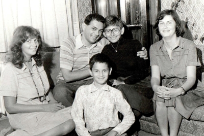 Dagmara’s family, on the left her daughter Zuzana, at the bottom son Martin, left daughter Rita and husband Petr (1980)
